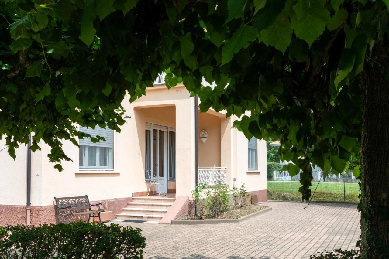 Maison Cecile Appartamento In Villa. Host Marianna Aglie Luaran gambar