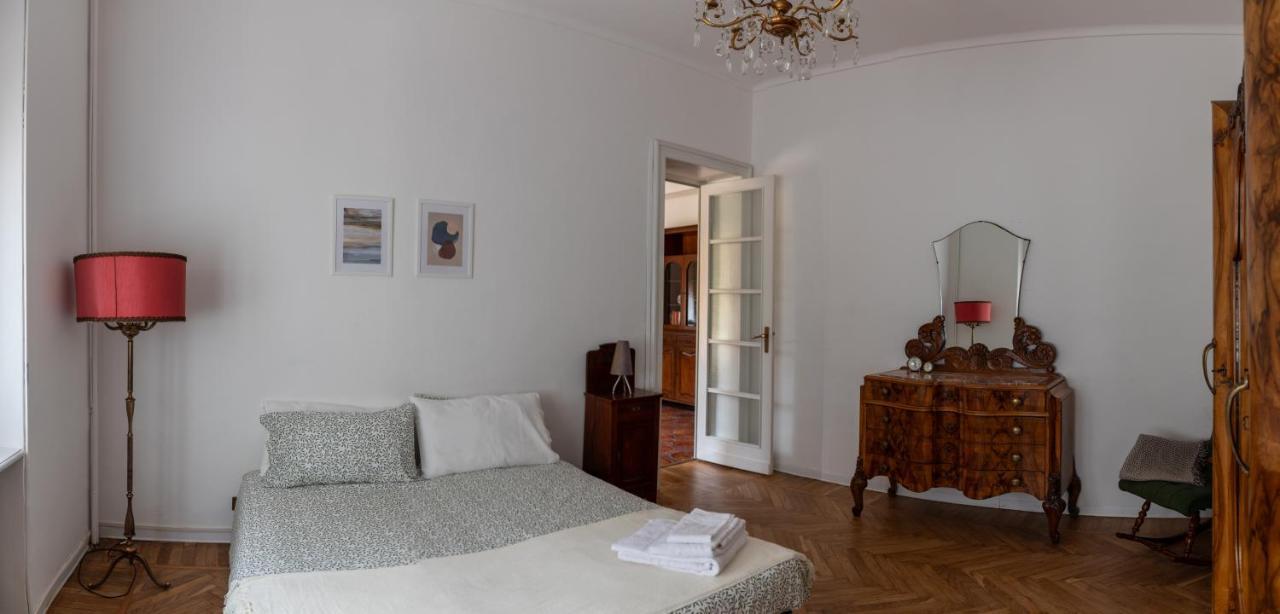 Maison Cecile Appartamento In Villa. Host Marianna Aglie Luaran gambar